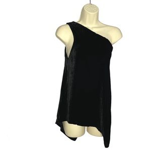 Nehera Velvet Asymmetric One Shoulder Black Top